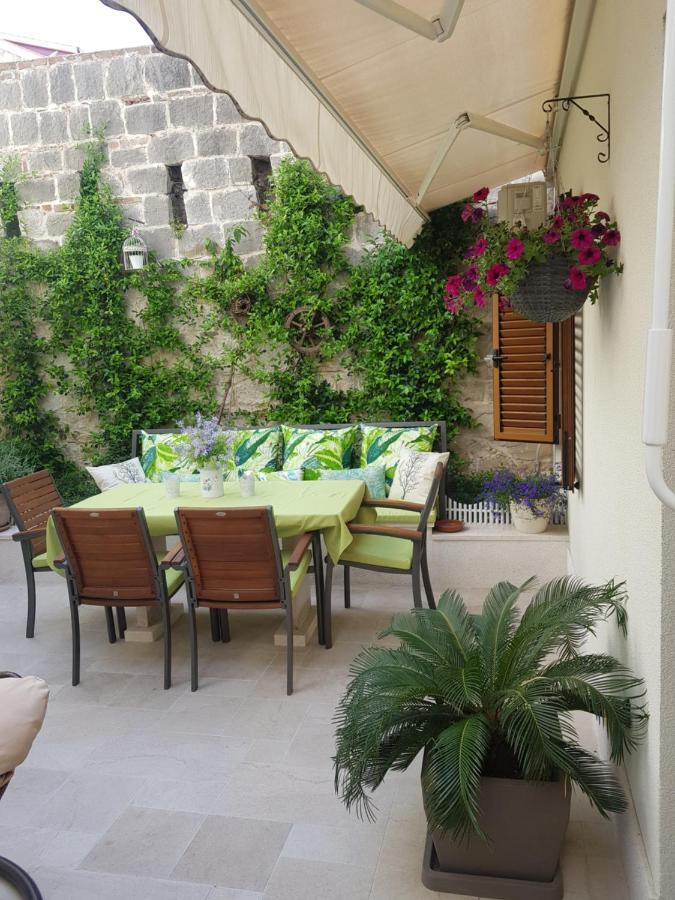Luxury Apartment Dvor Split Extérieur photo